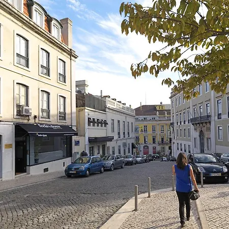 Feels Like Chiado Prime Bed & Breakfast Lisbona